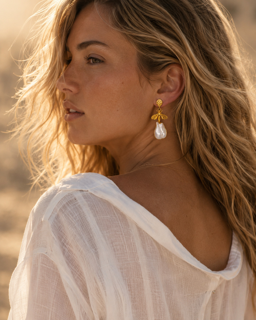 Bee Baroque Pearl Earring